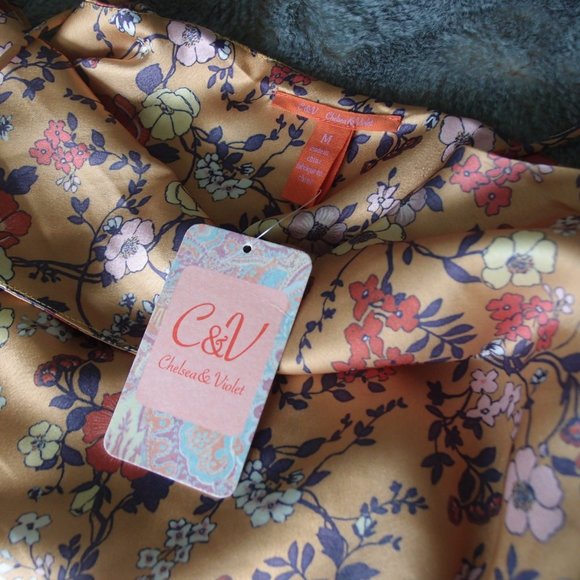 Moving Sale💫 Chelsea & Violet Mustard Gold Satin Summer Dress - Picture 6 of 6